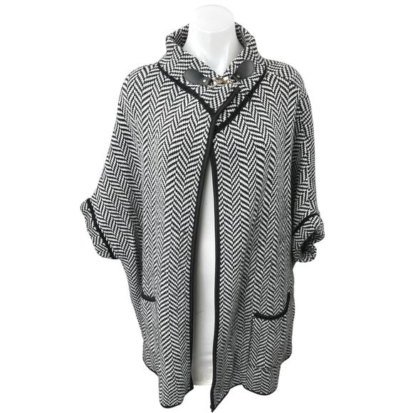 Apt. 9 Black White Chevron Open Front Riding Cape Cardigan Sweater Jacket Coat M - Picture 1 of 4